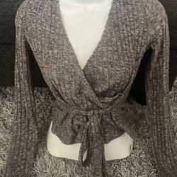 Long sleeve Grey Shirt