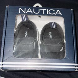 baby  shoes size 6-9 months 