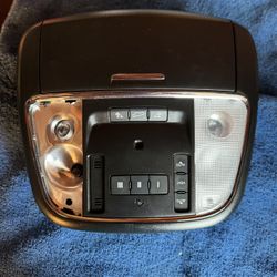 2014 2015 2016 2017 2018 2019 2020 2021 Jeep Grand Cherokee Front Overhead Console Dome Light