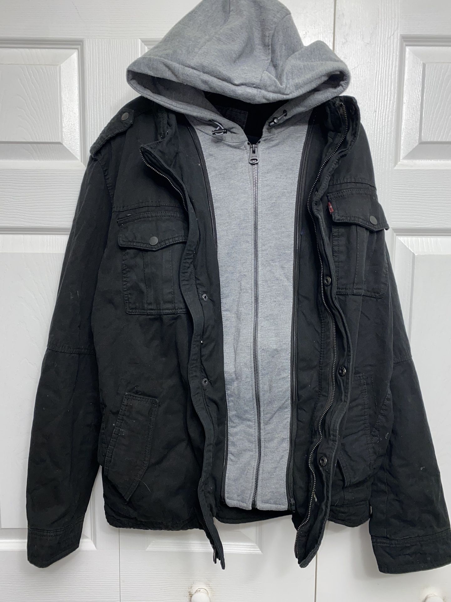 Levis Mens Black Washed Sherpa Removable Hoodie Heavy Jacket sz XL PRICE IS FIRM