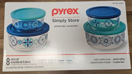Pyrex 8 piece set