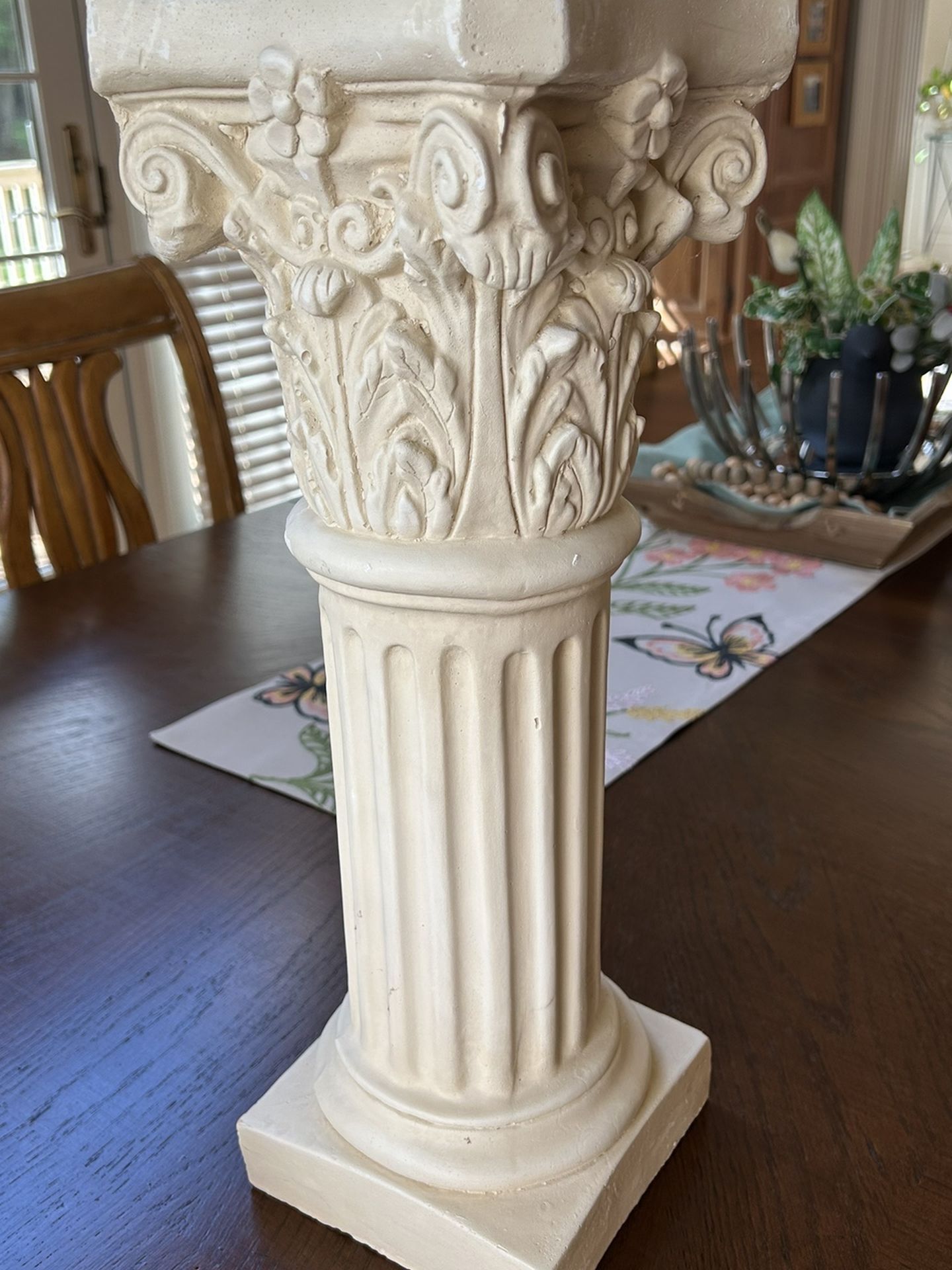 46 Decorative Pillars $5 Each