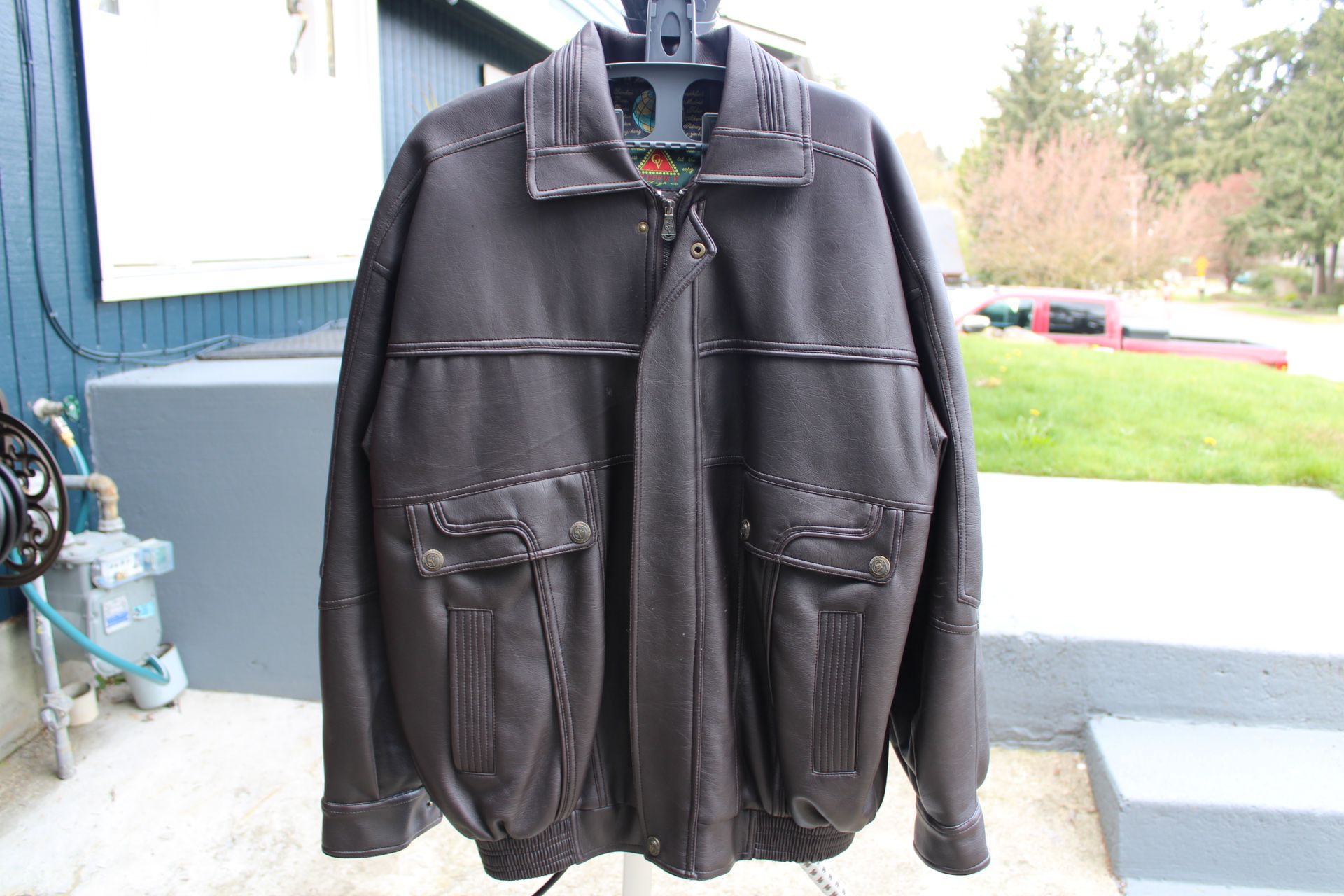 Men’s XXL Faux Leather Jacket 