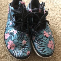 Nike Floral Moccasins Size 13