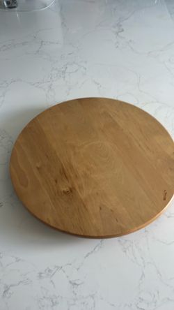 Center table spinner