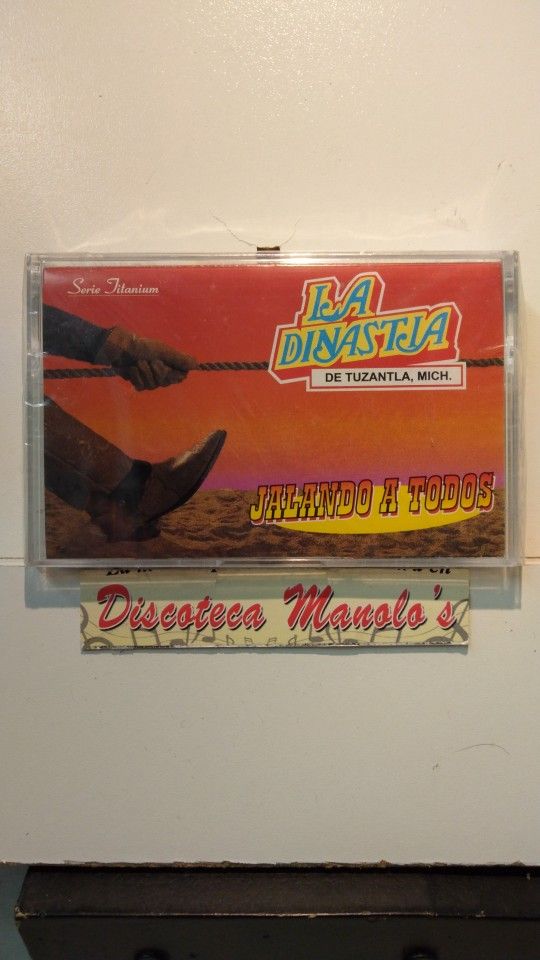 LA DINASTIA DE TUZANTLA - JALANDO A TODOS - CASSETTE