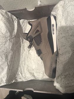Jordan 4 Cave Stone size 8