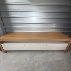 Modern Minimalist TV Stand – Sleek Style Meets Smart Storage!