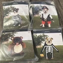 Dog Costumes 