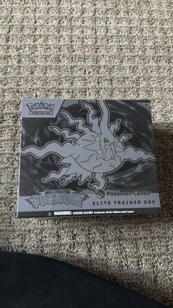 Pokemon pitch black ETB PC