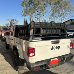 Jeep Gladiator ZRoadz Overland Access Rack