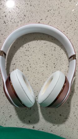 Beats Rose Gold