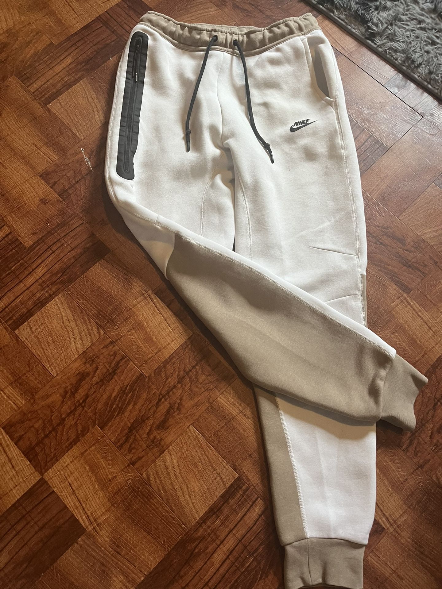 Nike Tech Pants Size Small Men