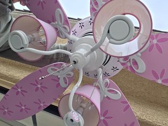 Hunter - Pink Floral Ceiling Fan with Light Kit