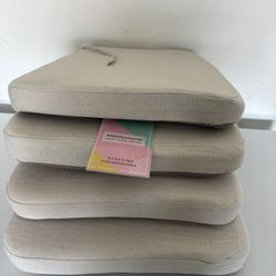 4 Dining Chair Cushions 