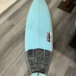 Stamps Surfboard 5’8”