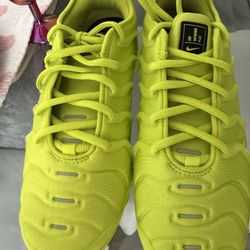 Size 6 - Nike Air VaporMax Plus Tennis Ball Womens