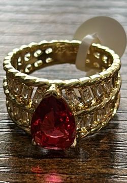 Red diamond ringing for women (gold plated)