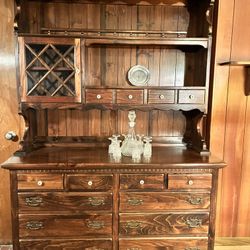 Ethan Allen Hutch