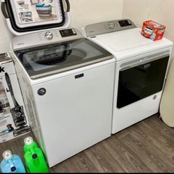 2025 Maytag Washer And Gas Dryer 