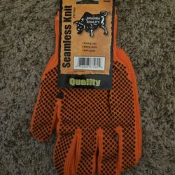 Seamless Knit With PVC Dots Gloves."CHECK OUT MY PAGE FOR MORE DEALS "