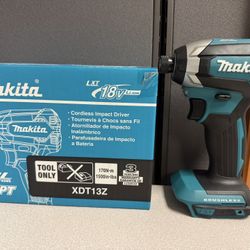 Makita 1/4 In Impact Driver Drill NEW