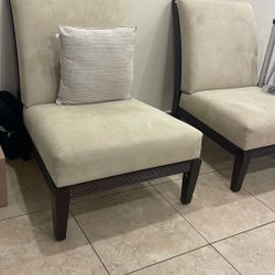 living room chairs