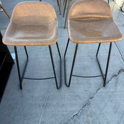 Counter & Bar Stools, Brown,