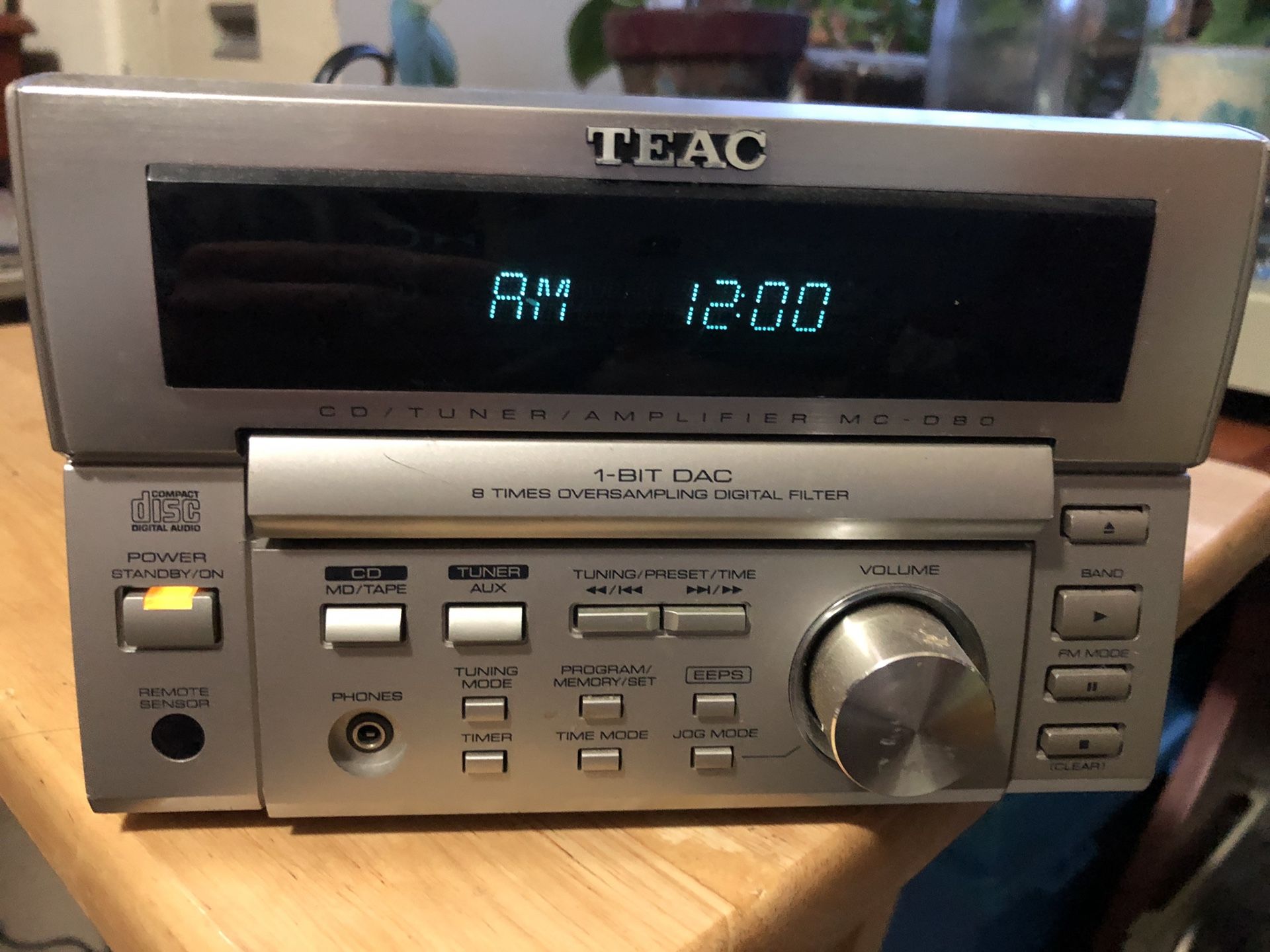 TEAC MC-D90 Compact Stereo Tuner CD Receiver Amplifier