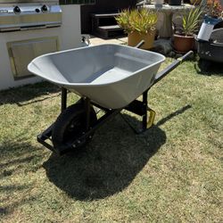 GORILLA 6 cu. https://offerup.com/redirect/?o=ZnQuUFJP Heavy-Duty Wheelbarrow