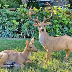 Large Christmas Deer Couple Handmade Reindeers Outdoor Home Decoration Statues