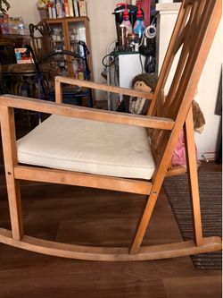 ROCKING CHAIR - WITH CUSHION