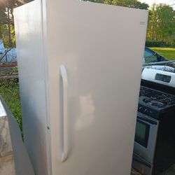 Refrigerator And Freezer 