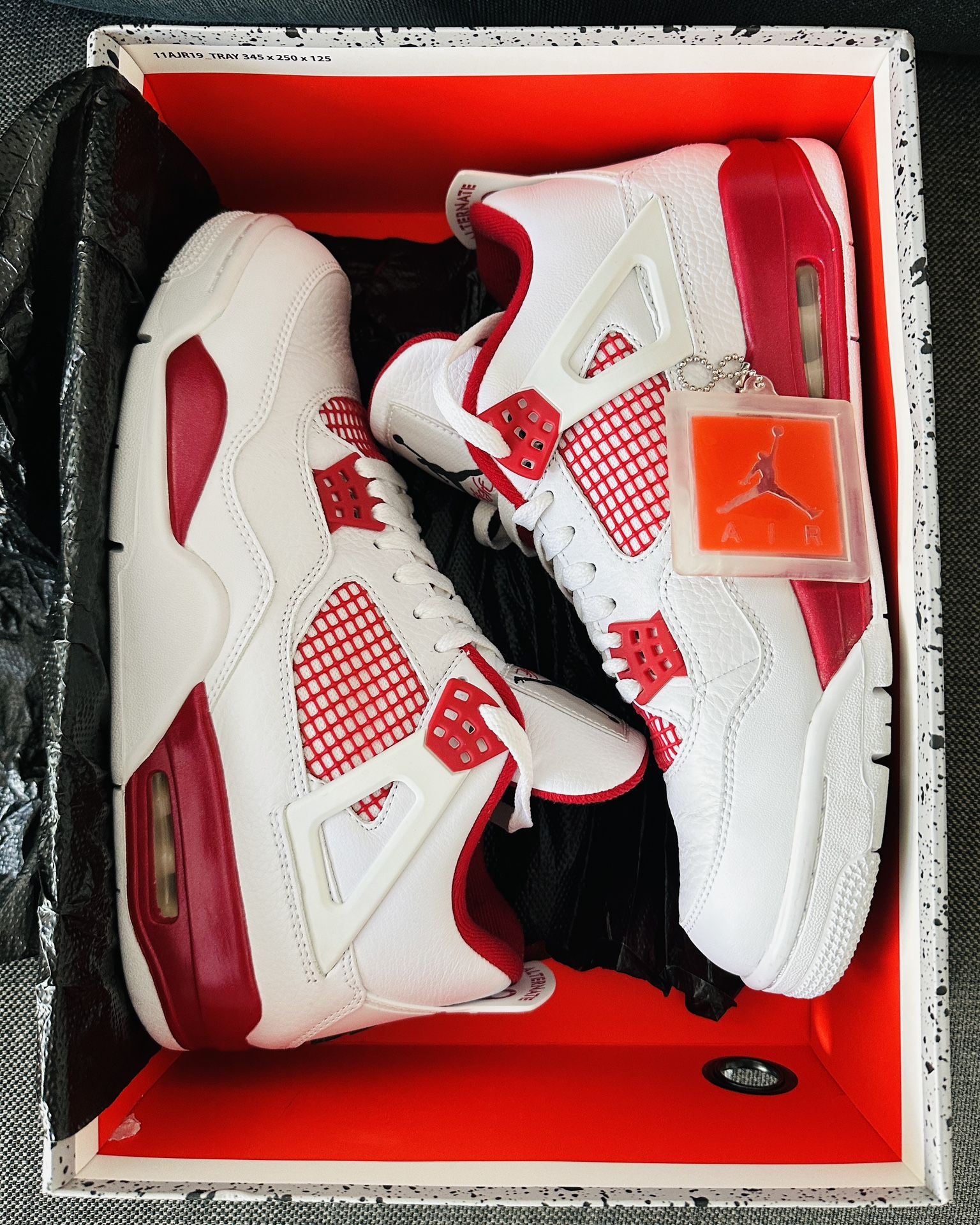 Jordan 4 Retro Red Size 11