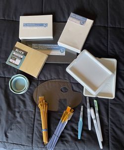 Canvas And Paint Palletes