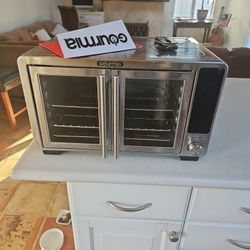 Oven With Air Fryer Almost New 