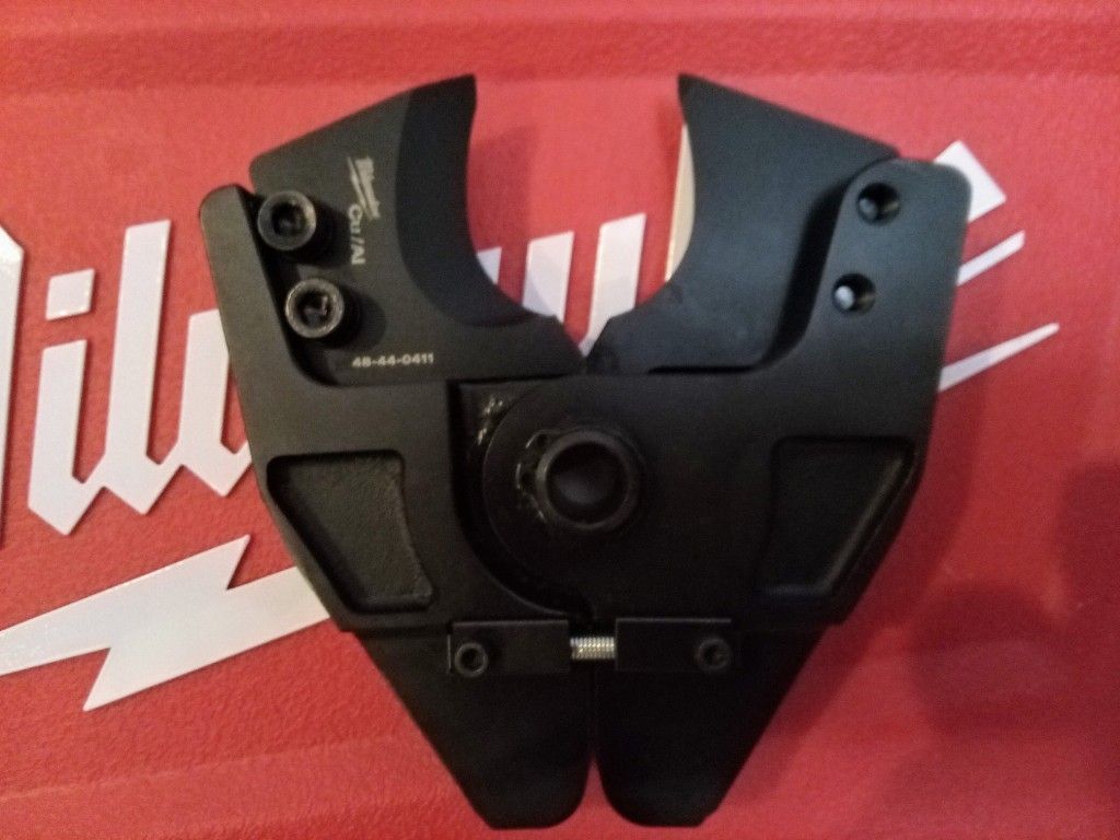 Milwaukee M18 750 MCM Cable Cutting Jaw 49-16-2772