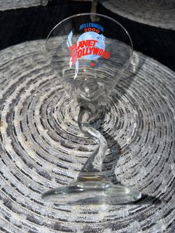 Millennium 2000 Planet Hollywood Beer Glass Collectible Vintage Used Pre Owned