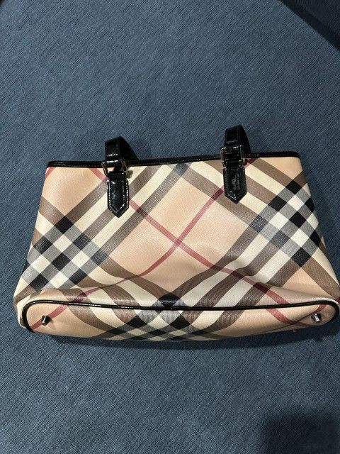 AUTHENTIC Burberry Purse $300