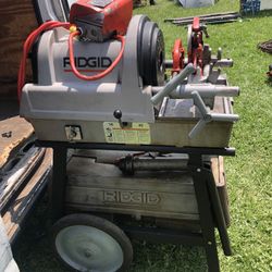 Ridged Pipe Threader Machine 