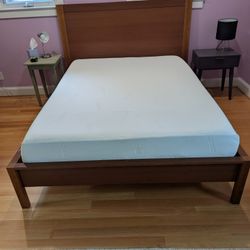 Queen Wood Bed Frame