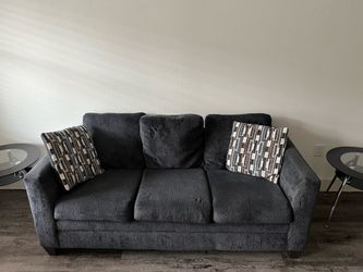 COUCH FOR SALE! NEED GONE ASAP & PICKED UP