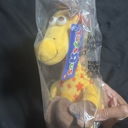 9 inch Toys R us Geoffrey the Giraffe