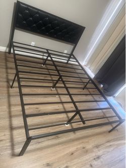 Queen Size Bedframe