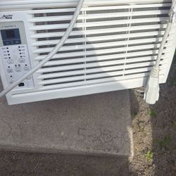 Arctic King Window Ac W/remote