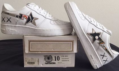 BAPE x KAWS BAPESTA!! FS-001 | 538 white, brown | 2005 | SIze10 - RARE for  Sale in Redlands, CA - OfferUp