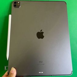 256GB Apple IPad Pro 12.9” 5th Generation ( M1 chip / XDR display / 2021) WiFi + cellular (5G/Unlocked) with keyboard, pen & Accessories (1TB $999)