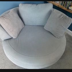 Light Grey Round Swivel Chair 