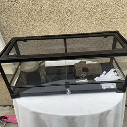 30 Gallons Reptile tank