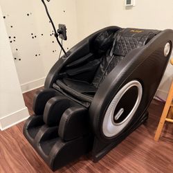 Zero Gravity Heated Massage Chair 